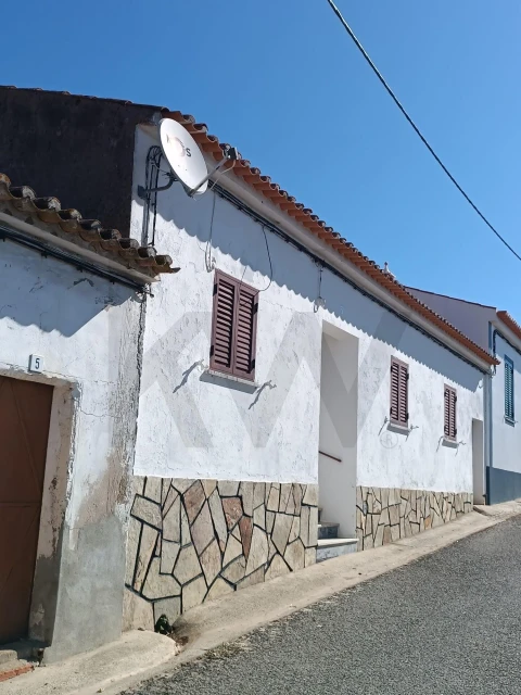 Moradia T3 para Venda em Selmes