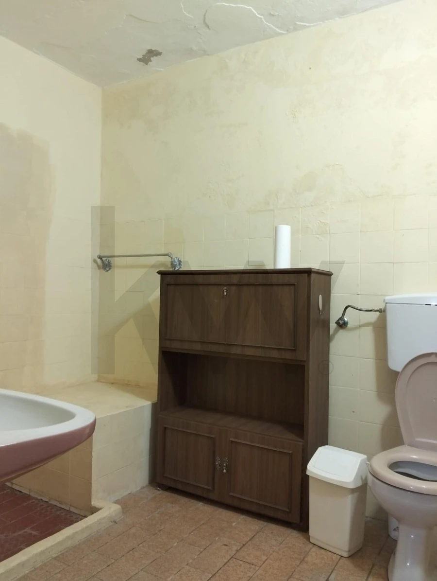 Moradia T3 para Venda em Selmes Foto 20
