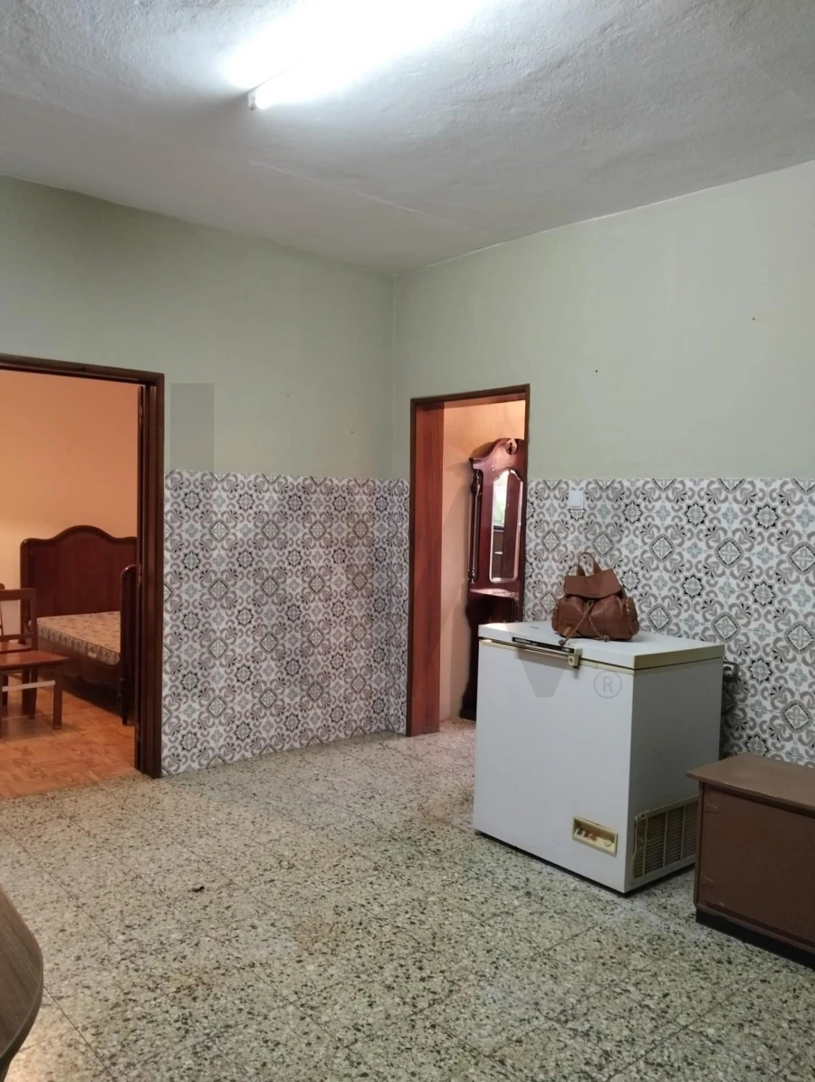 Moradia T3 para Venda em Selmes Foto 12