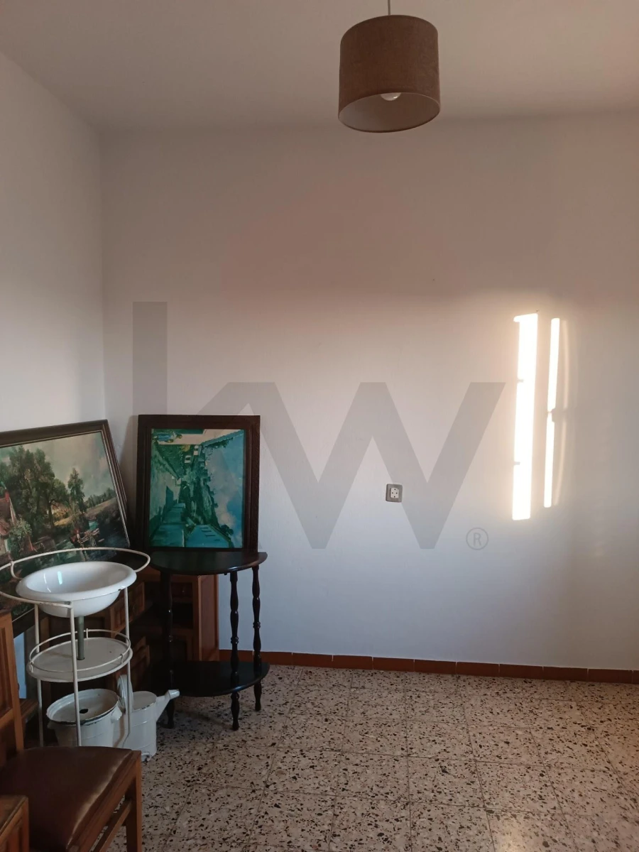Moradia T3 para Venda em Selmes Foto 8