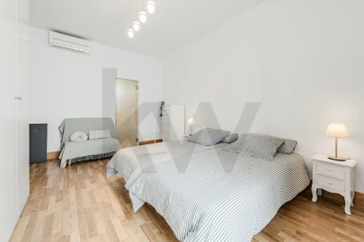 Moradia T4 para Venda em Arroios