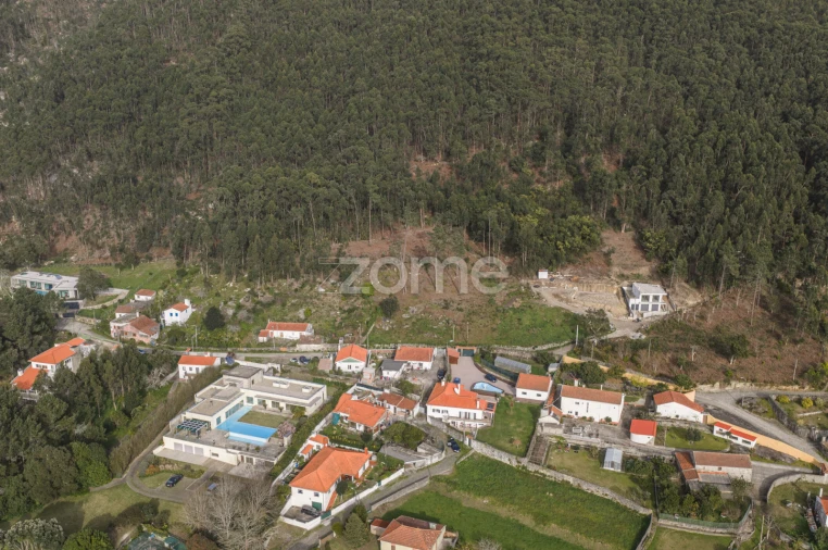 Terreno para Venda em Carreço Foto 19