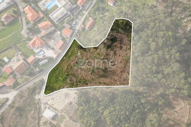 Terreno para Venda em Carreço Foto 2