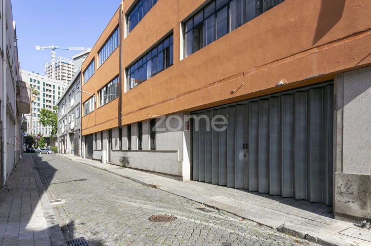 Terreno Comércio / Armazém para Venda em Bonfim Foto 2