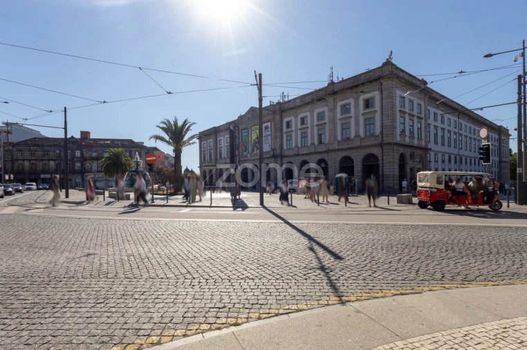 Prédio para Venda em Cedofeita, Santo Ildefonso, Sé, Miragaia, São Nicolau e Vitória Foto 21