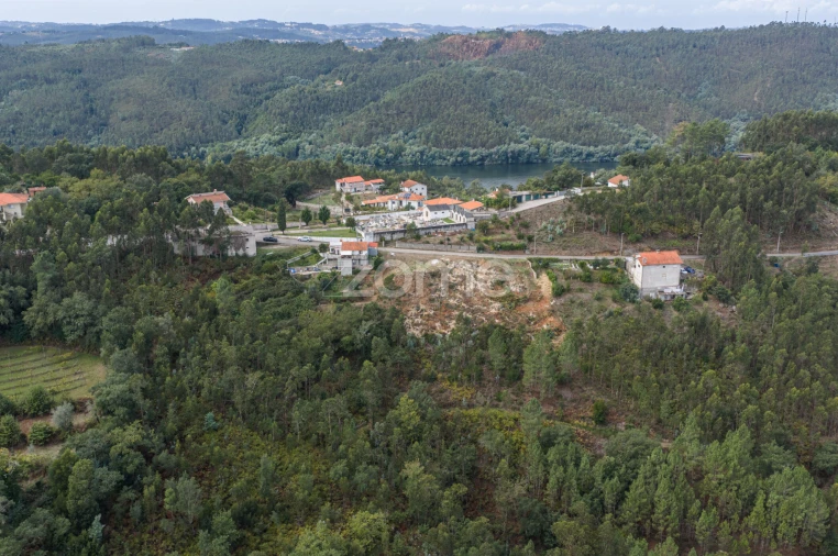 Terreno para Venda em Lomba Foto 9