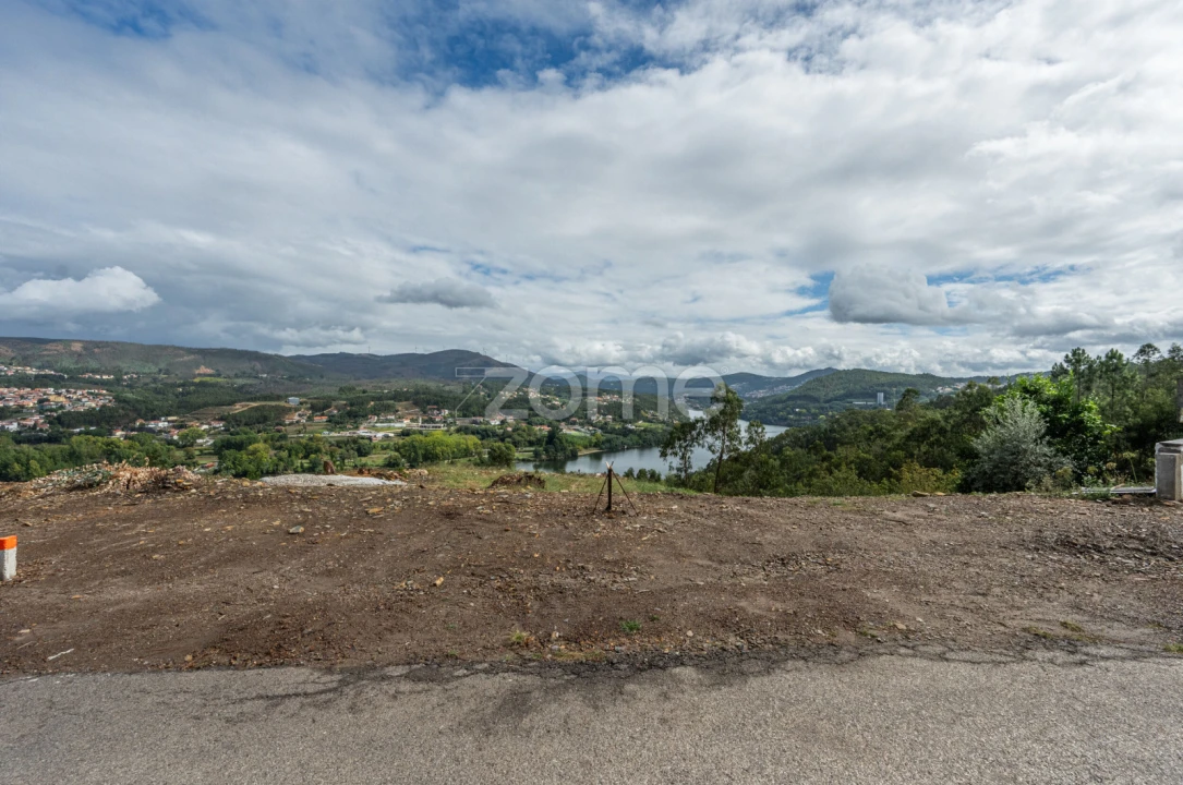 Terreno para Venda em Lomba Foto 14