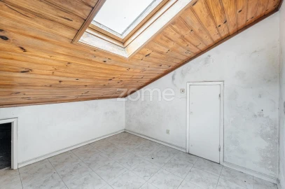 Moradia T2 para Venda em Darque
