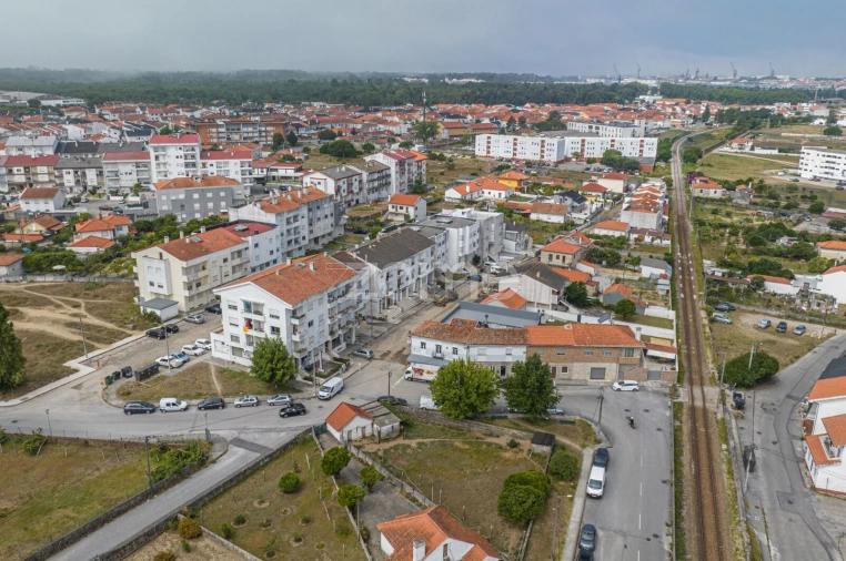 Moradia T2 para Venda em Darque Foto 25