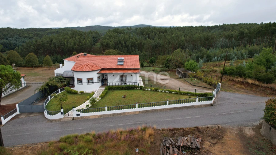 Moradia T4 para Venda em Pedrogão Grande