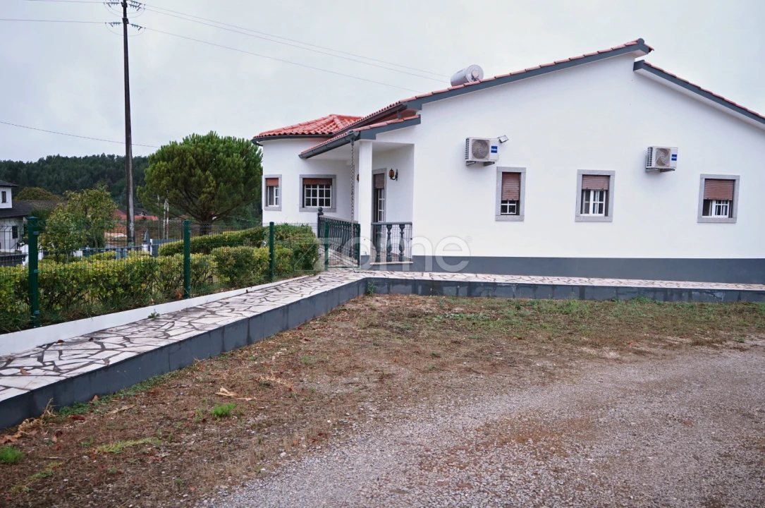 Moradia T4 para Venda em Pedrogão Grande Foto 16