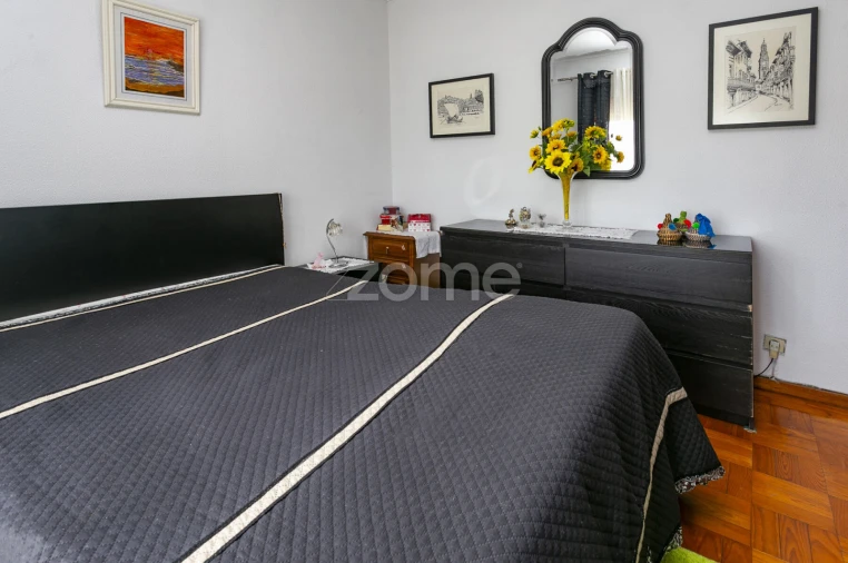 Apartamento T2 para Venda em Fânzeres e São Pedro da Cova Foto 4