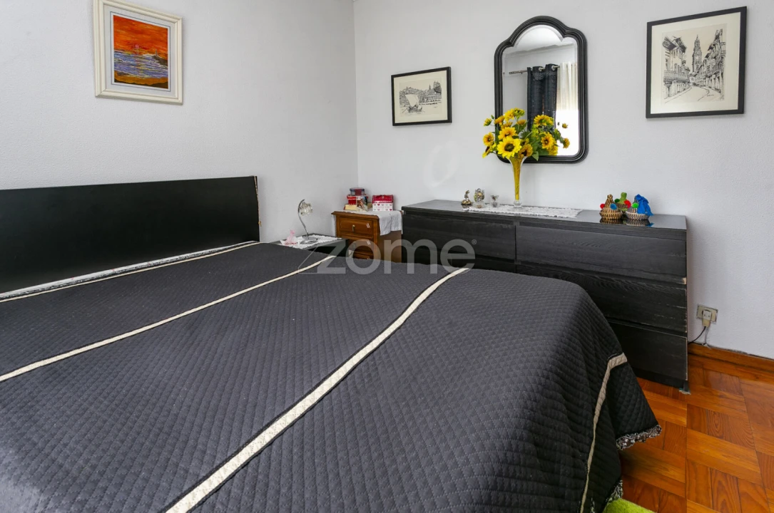 Apartamento T2 para Venda em Fânzeres e São Pedro da Cova Foto 4