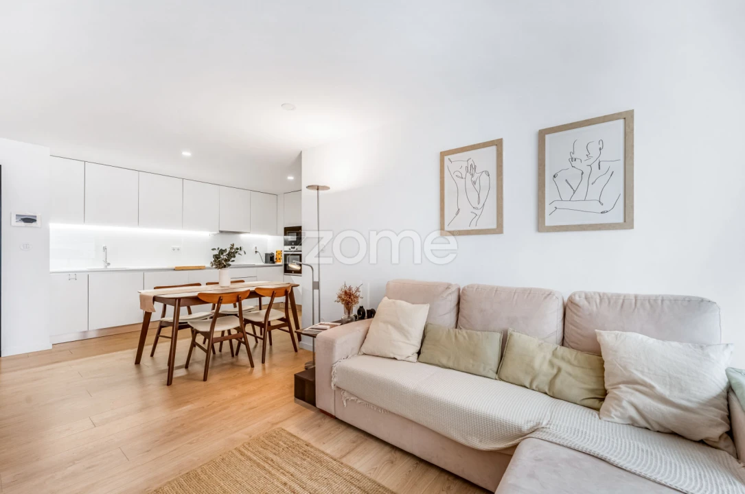 Apartamento T3 para Venda em Oliveira do Douro Foto 7