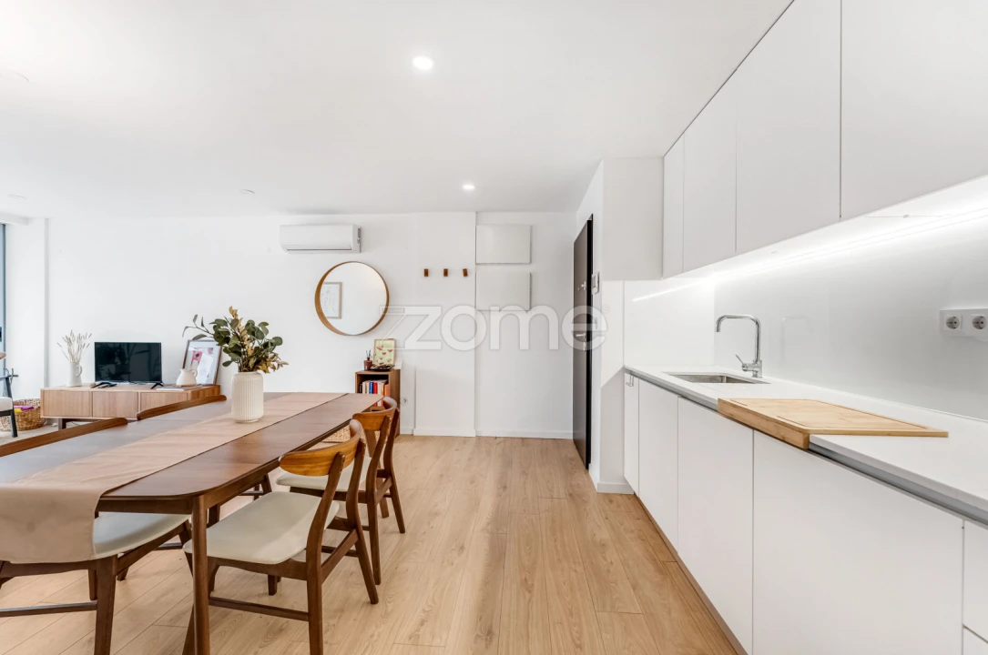 Apartamento T3 para Venda em Oliveira do Douro Foto 9
