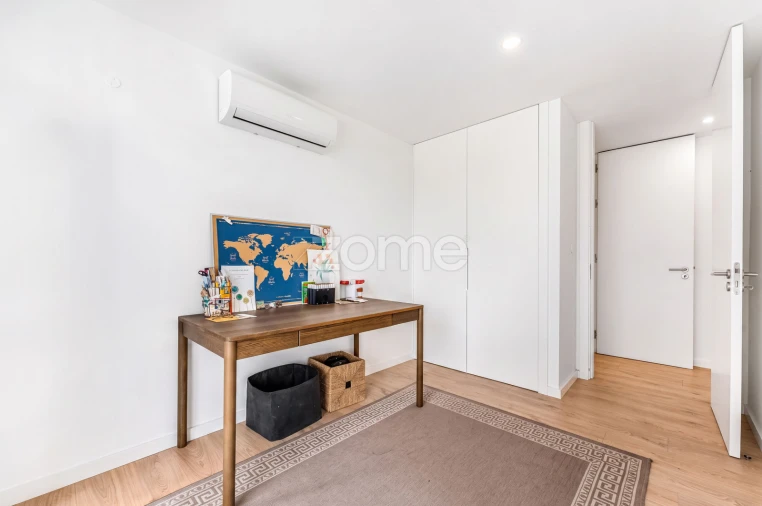 Apartamento T3 para Venda em Oliveira do Douro Foto 13
