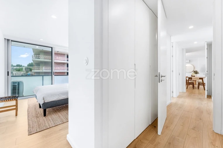 Apartamento T3 para Venda em Oliveira do Douro Foto 22