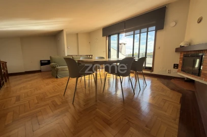 Apartamento T3 para Arrendamento em Cidade da Maia