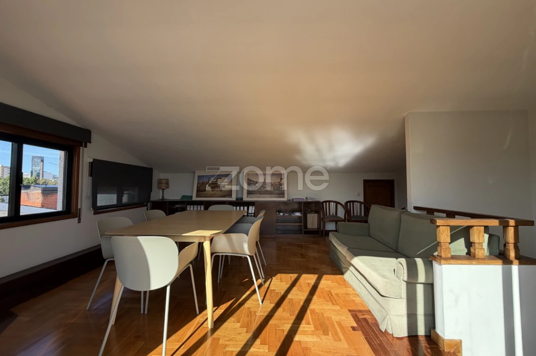 Apartamento T3 para Arrendamento em Cidade da Maia Foto 11