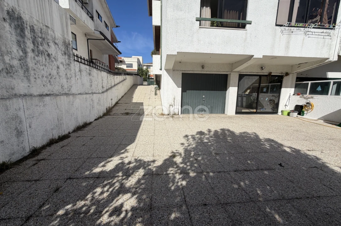 Apartamento T3 para Arrendamento em Cidade da Maia Foto 13