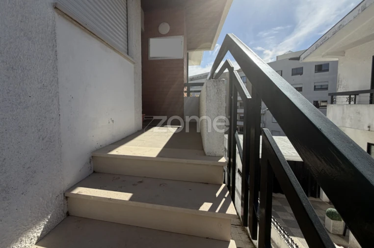 Apartamento T3 para Arrendamento em Cidade da Maia Foto 12