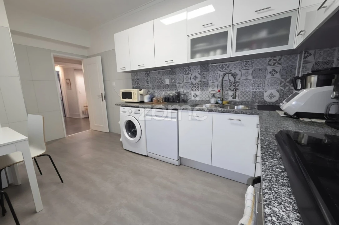 Apartamento T2 para Arrendamento em Odivelas Foto 2