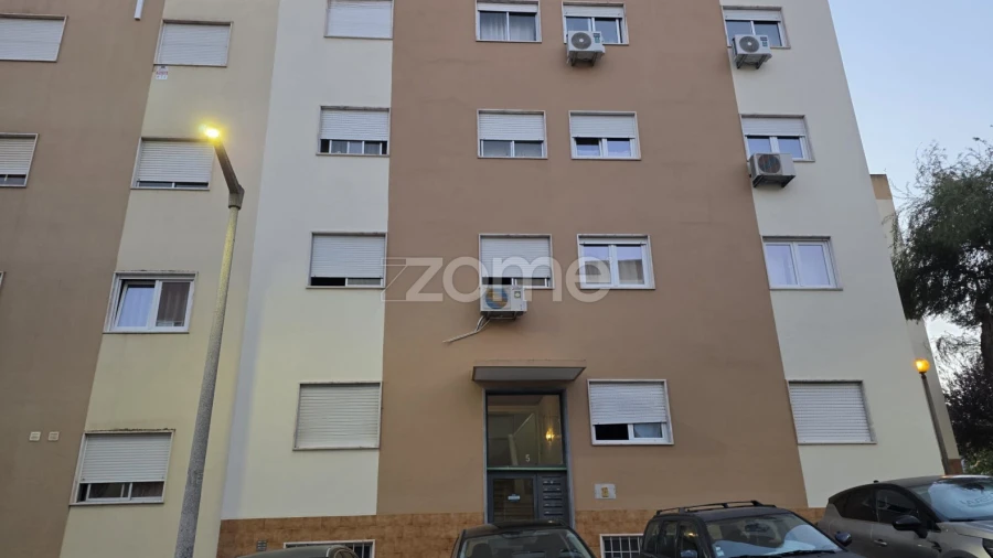 Apartamento T2 para Arrendamento em Odivelas