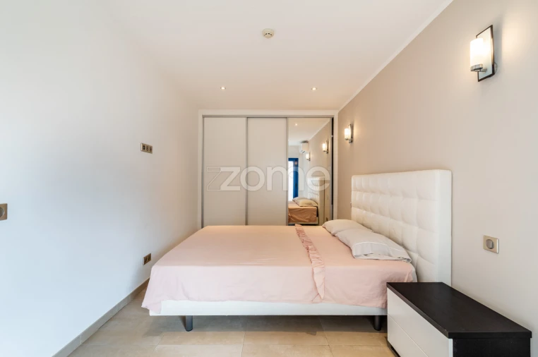 Apartamento T1 para Venda em Portimão Foto 9