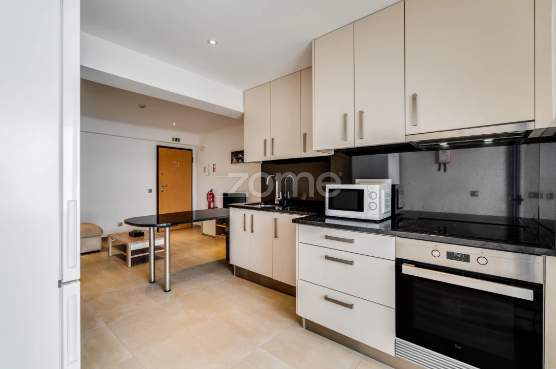 Apartamento T1 para Venda em Portimão Foto 4