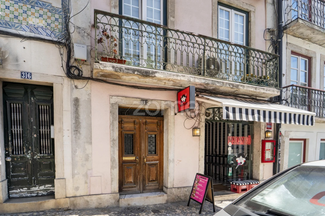 Apartamento T2 para Arrendamento em Misericórdia Foto 23