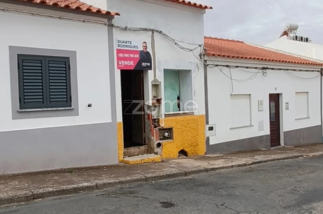 Moradia T1 para Venda em Castro Verde e Casével Foto 1