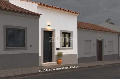Moradia T1 para Venda em Castro Verde e Casével