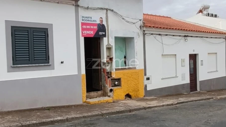 Moradia T1 para Venda em Castro Verde e Casével