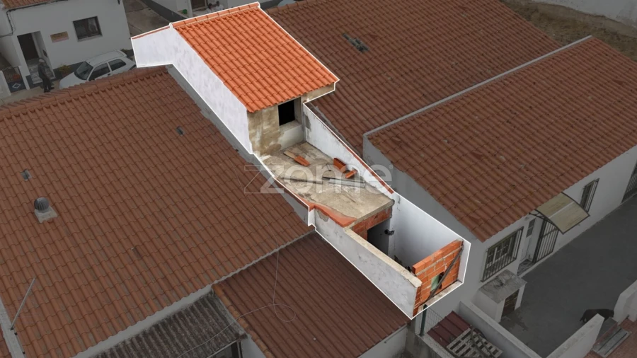 Moradia T1 para Venda em Castro Verde e Casével