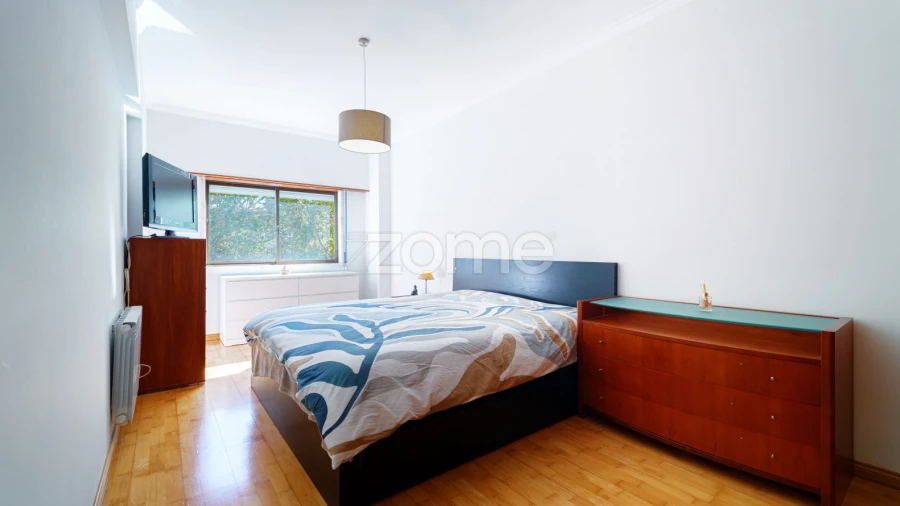 Apartamento T2 para Venda em Carnaxide e Queijas