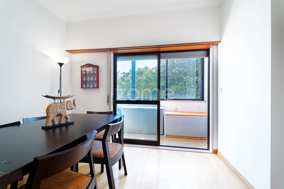 Apartamento T2 para Venda em Carnaxide e Queijas Foto 4
