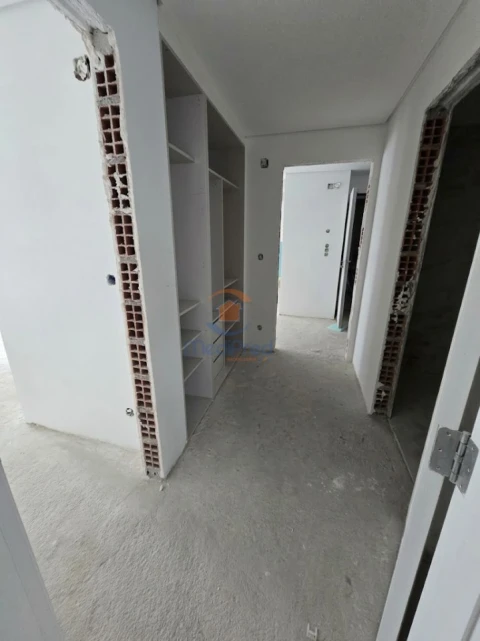 Apartamento T2 para Venda em Ramada e Caneças