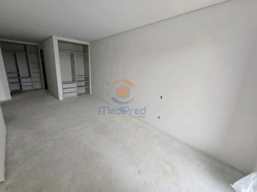 Apartamento T2 para Venda em Ramada e Caneças