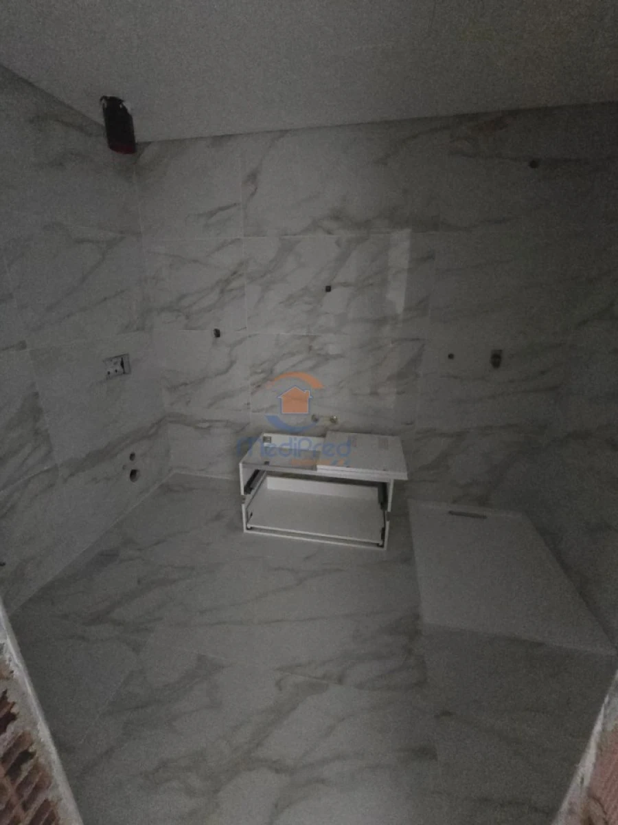 Apartamento T2 para Venda em Ramada e Caneças Foto 14