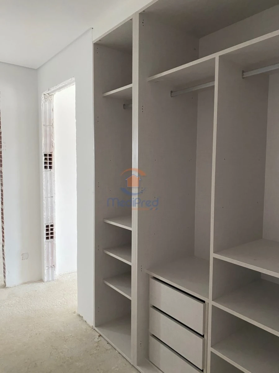 Apartamento T2 para Venda em Ramada e Caneças Foto 19