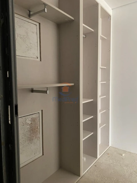 Apartamento T2 para Venda em Ramada e Caneças