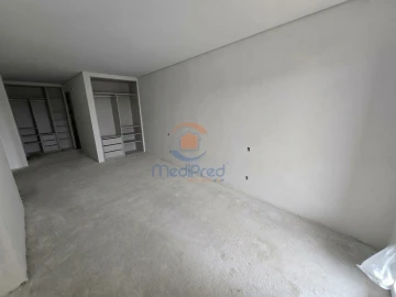 Apartamento T2 para Venda em Ramada e Caneças