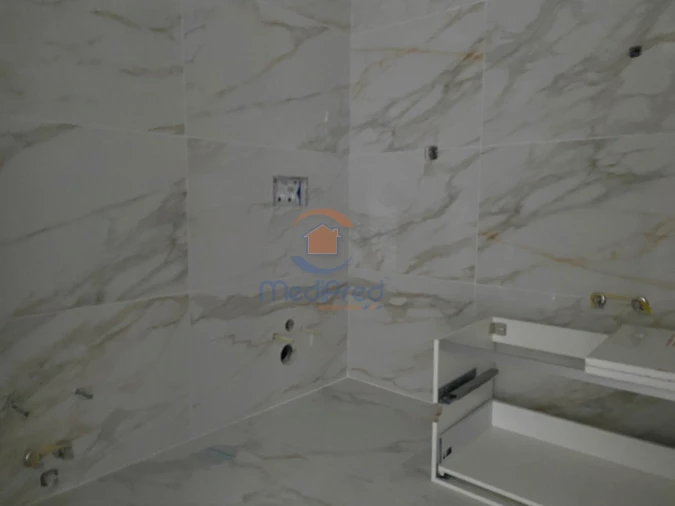 Apartamento T2 para Venda em Ramada e Caneças Foto 22