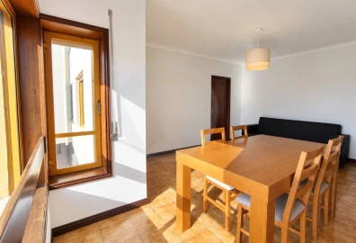 Apartamento T1 para Venda em Póvoa de Varzim, Beiriz e Argivai