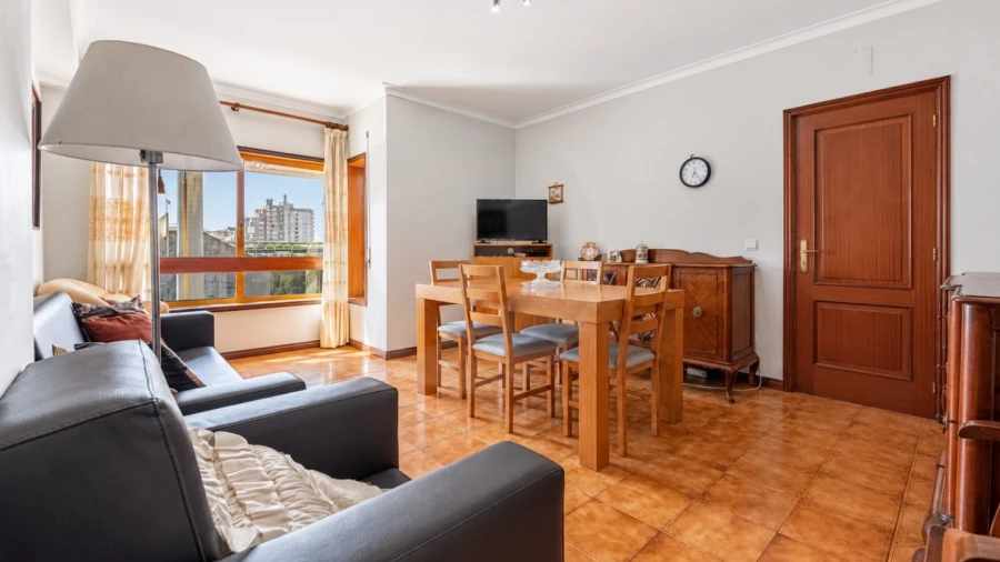 Apartamento T1 para Venda em Póvoa de Varzim, Beiriz e Argivai
