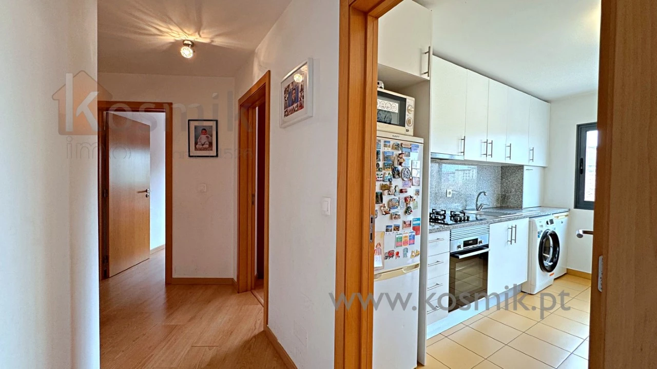 Apartamento T2 para Venda em Pontinha e Famões Foto 9