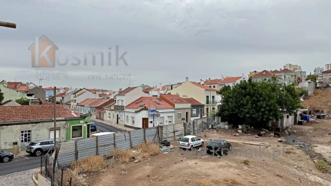 Apartamento T2 para Venda em Pontinha e Famões