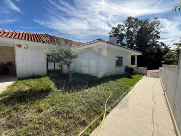 Moradia T3 para Venda em Airães