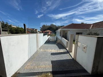 Moradia T3 para Venda em Airães
