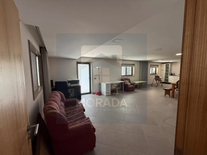 Moradia T3 para Venda em Airães Foto 24